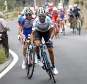 alejandro-valverde-movistar-ataque-milan-turin-2018