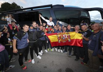 celebracion-equipo-junto-valverde2