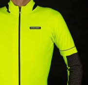 Etxeondo Sekur-Sekura, Iluminación y protección en una chaqueta