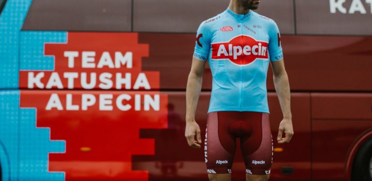 katusha-alpecin-2019-maillot