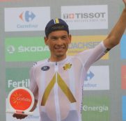 stefan-denifl-aqua-blue-podio-vuelta-2017