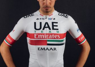 uae-emirates-maillot-2019-6