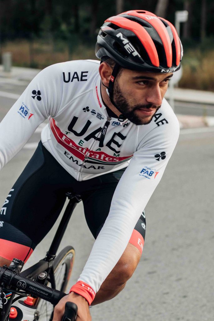 fernando-gaviria-uae-team-emirates-2019-maillot2