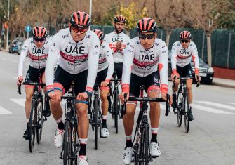 uae-team-emirates-2019-mailot