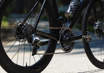 Giant SRAM RED eTap AXS drivetrain