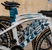 Trek: Nuevo programa de pintura de su equipo femenino