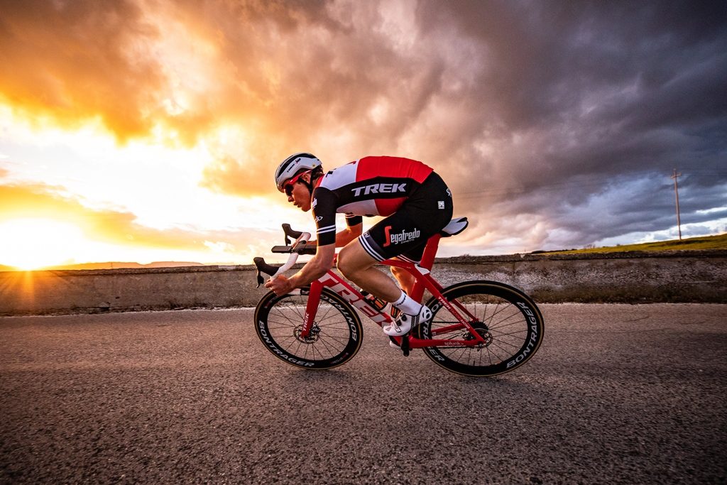 trek-segafredo-madone-sram-2019