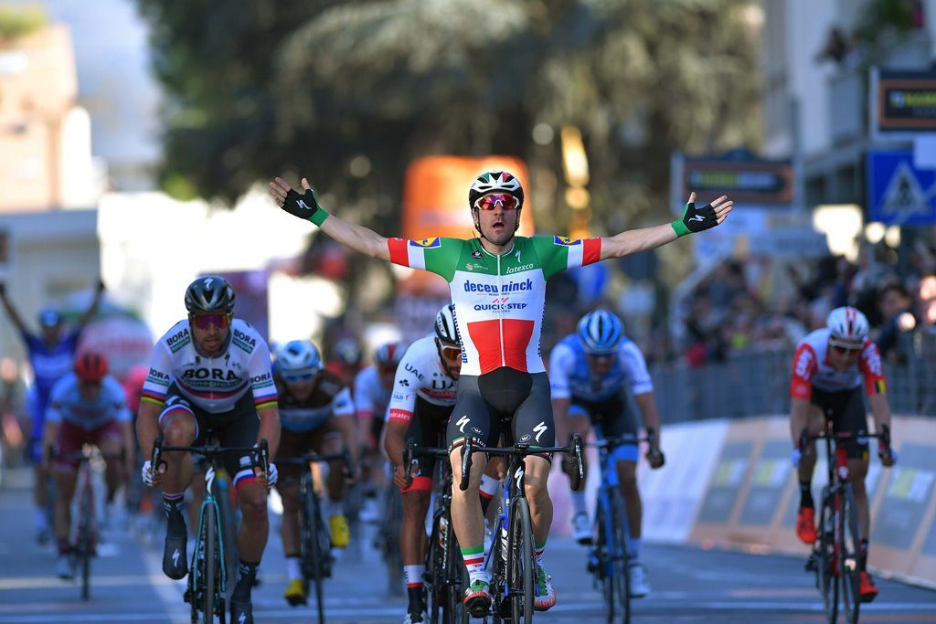 Elia-Viviani-deceuninck-quick-step-Tirreno-Adriatico-2019-etapa3