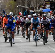 Julian-Alaphilippe-deceuninck-quickstep-Tirreno-Adriatico-2019-etapa6-1