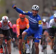 Julian-Alaphilippe-deceuninck-quickstep-Tirreno-Adriatico-2019-etapa6
