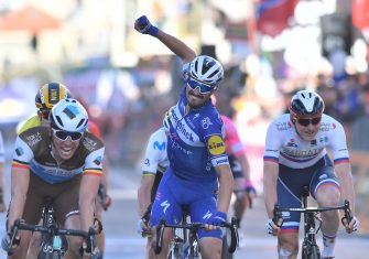 Julian-Alaphilippe-deceuninck-quickstep-milan-san-remo-2019-2