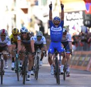 Julian-Alaphilippe-deceuninck-quickstep-milan-san-remo-2019-3