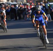 Julian-Alaphilippe-deceuninck-quickstep-milan-san-remo-2019-4