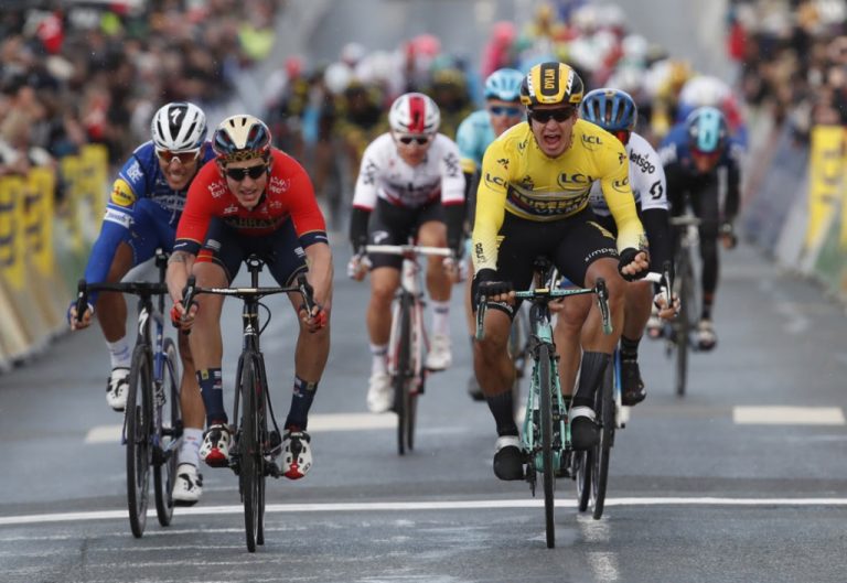 ivan-garcia-cortina-groenewegen-paris-niza-2019-etapa2