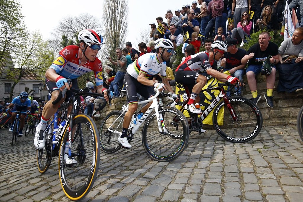 alejandro-valverde-movistar-team-tour-flandes-2019-1