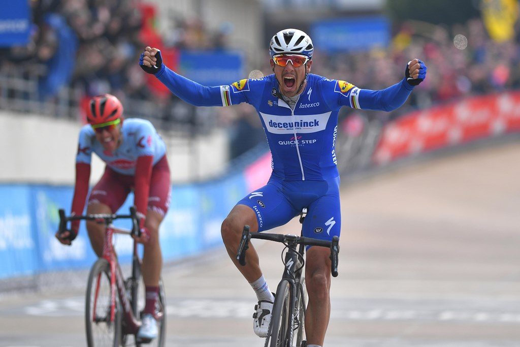 philippe-gilbert-deceuninck-quickstep-roubaix-2019-1