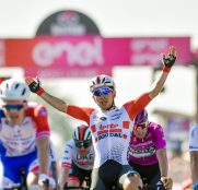 caleb-ewan-giro-italia-2019-etapa11-2