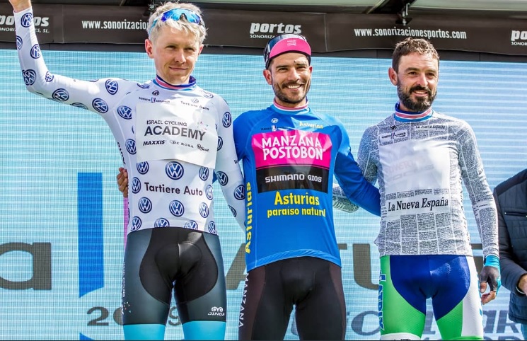 carlos-quintero-vuelta-asturias-2019-etapa1-podio