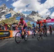 richard-carapaz-movistar-team-giro-italia-2019-etapa19