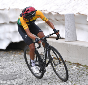 Bernal-.Egan-Suiza-Tour-Etapa6-lider