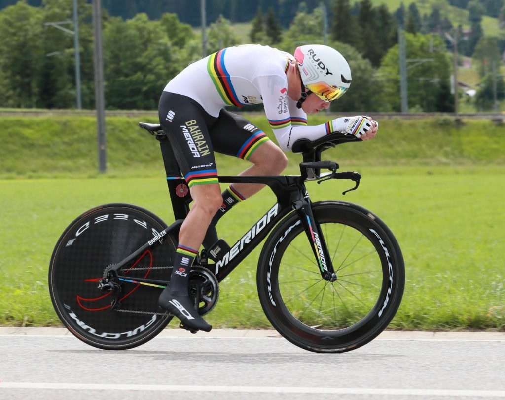 rohan-dennis-bahrain-merida-tour-suiza-2019-etapa1