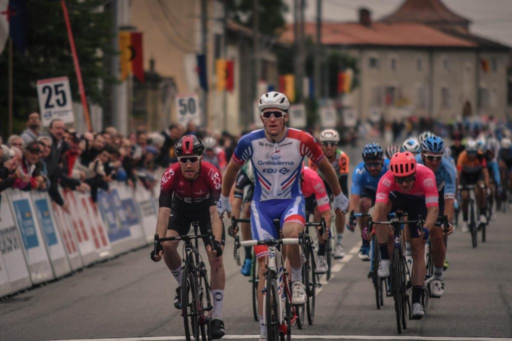arnaud-demare-route-occitanie-2019-etapa2