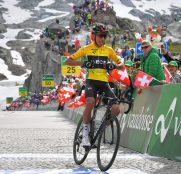 egan-bernal-tour-suiza-2019-etapa7