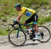 jakob-fuglsang-astana-criterium-dauphine-2019-etapa8