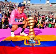 richard-carapaz-movistar-team-giro-italia-2019-etapa21-2