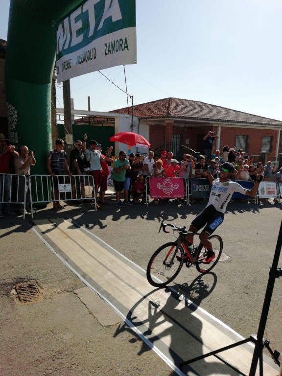 Vuelta Zamora: Contte, el más rápido en la segunda