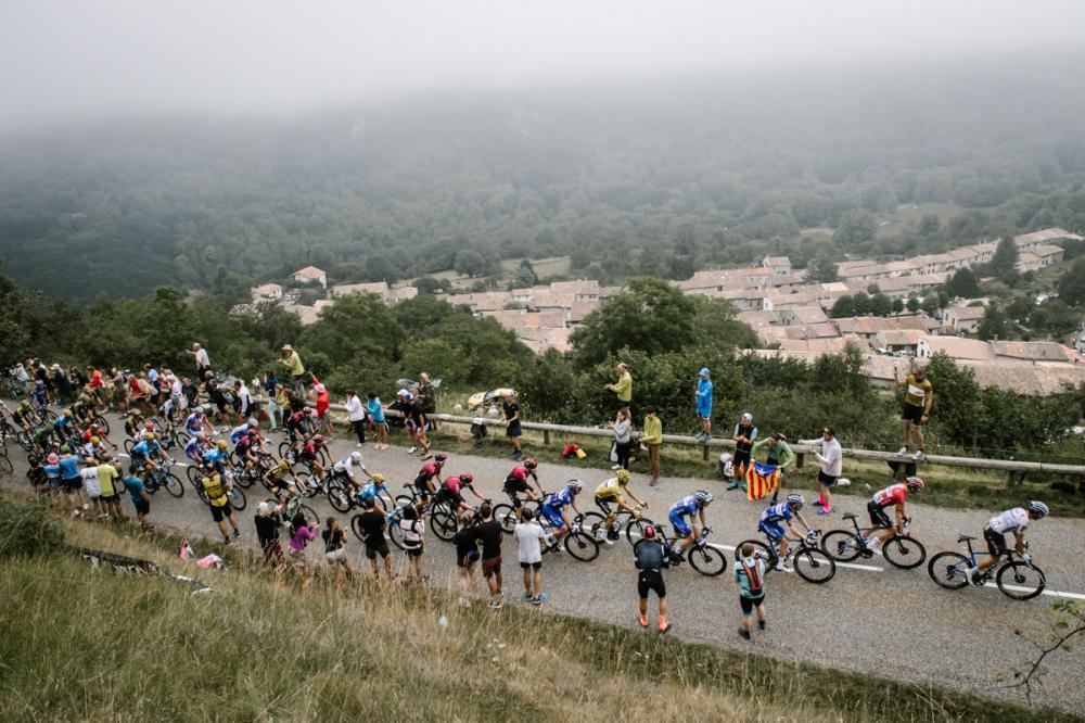 Peloton-Tour-FRancia-2019-Pirineos