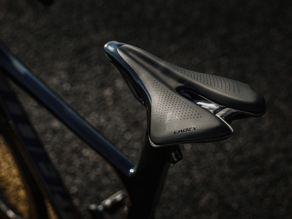 giant-cadex-Boost Saddle