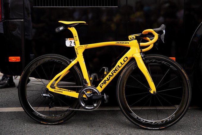 pinarello-egan-bernal-tour-francia-2019-1