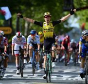 wout-van-aert-team-jumbo-visma-tour-francia-2019-etapa10