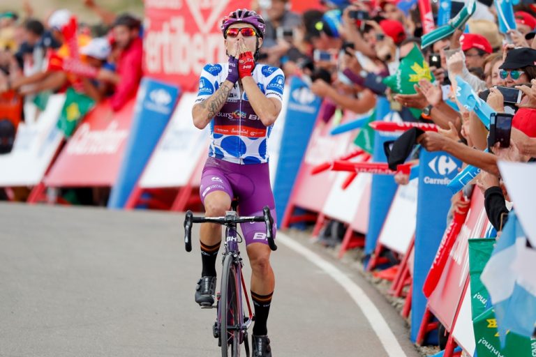 Burgos BH, una historia de superación en La Vuelta (Vídeo)