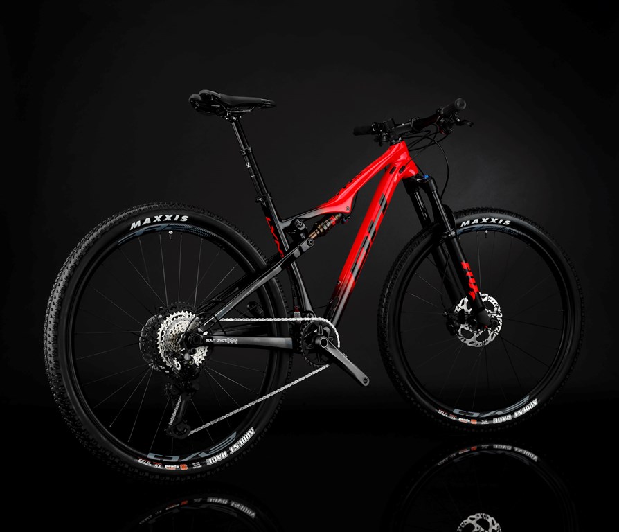 bh-LYNX RACE LT CARBON 7.5-1