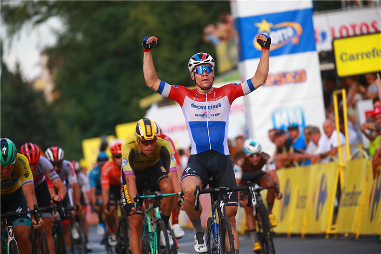 fabio-jakobsen-deceuninck-quickstep-tour-polonia-2019-etapa3