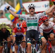 sam-bennett-etapa3-lavuelta