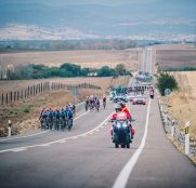 movistar-team-vuelta-espana-2019-etapa19-viento-caida
