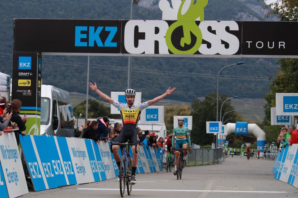 cx-suiza-aigle