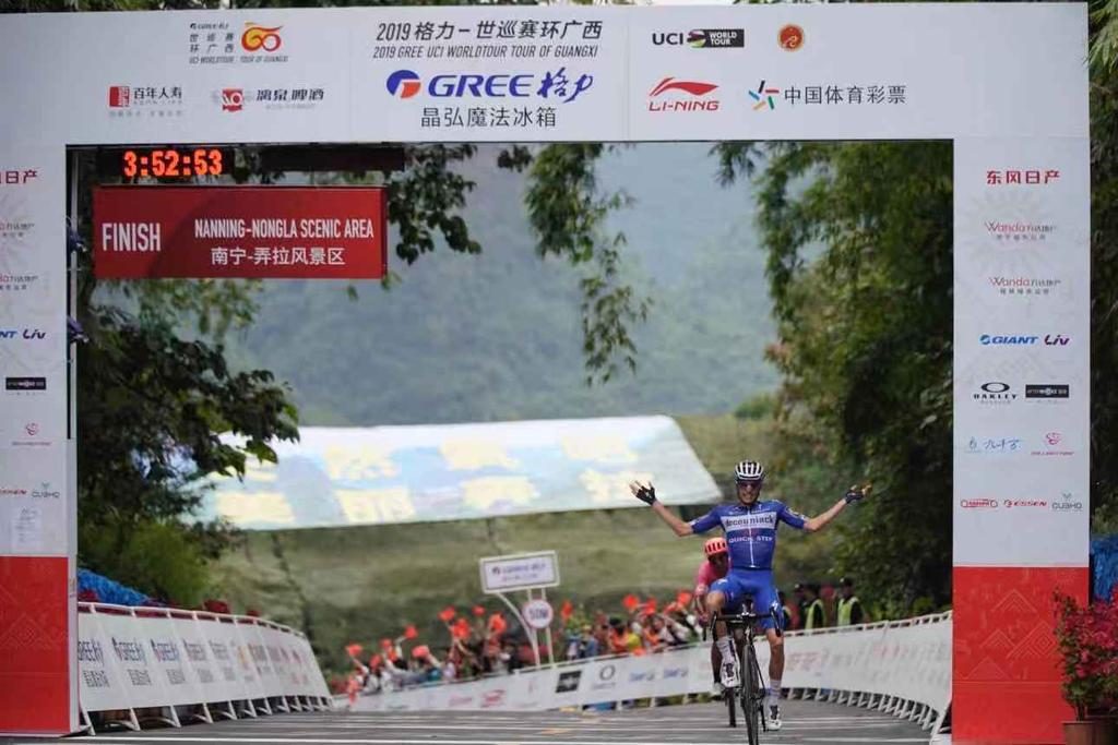enric-mas-deceuninck-quick-step-tour-guangxi-2019-etapa4