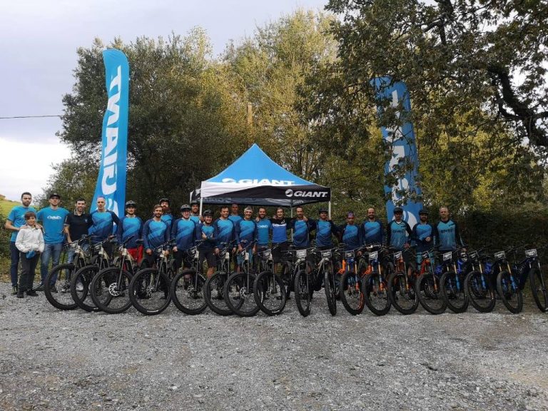 giant-dealers-e-bike-mtb-2019-1