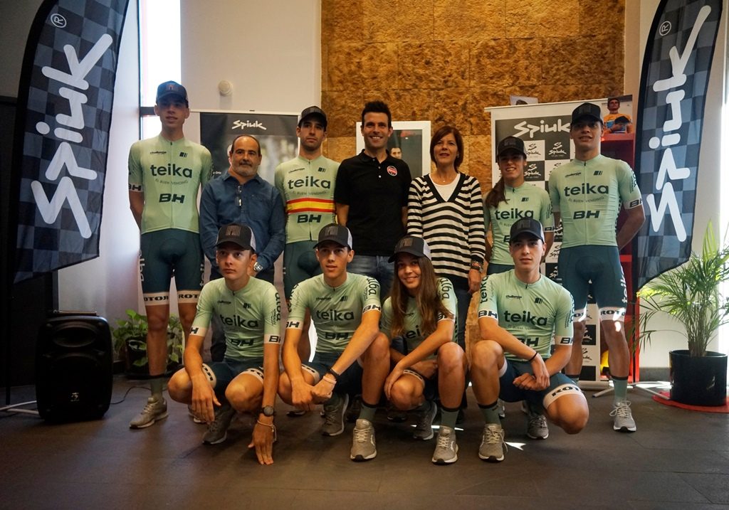 spiuk-felipe-orts-teika-uci-team-larrinaga