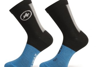 Assos-Ultraz-Winter-Socks_blackSeries