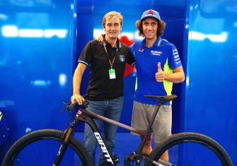 Giant-Anthem-Advanced-Pro-29er-alex-rins-4