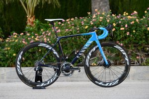 Canyon Ultimate CF SLX Team MOV - 2020 - 02
