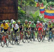 Vuelta-Tachira-2019-peloton