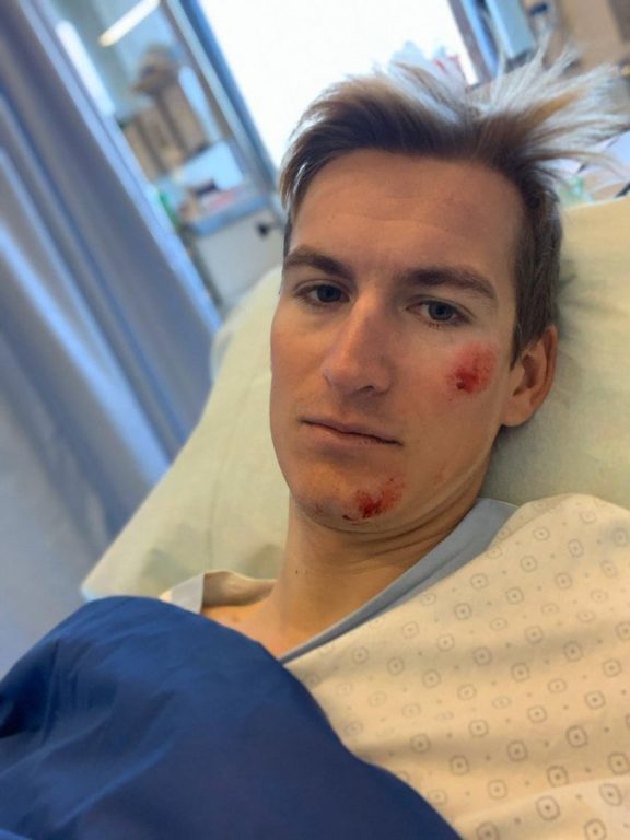 mikkel-honore-deceuninck-quickstep-2020-atropellado