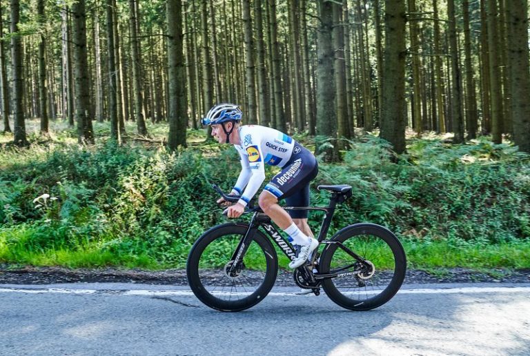 remco-evenepoel-deceuninck-quickstep-vuelta-san-juan-2020-etapa3