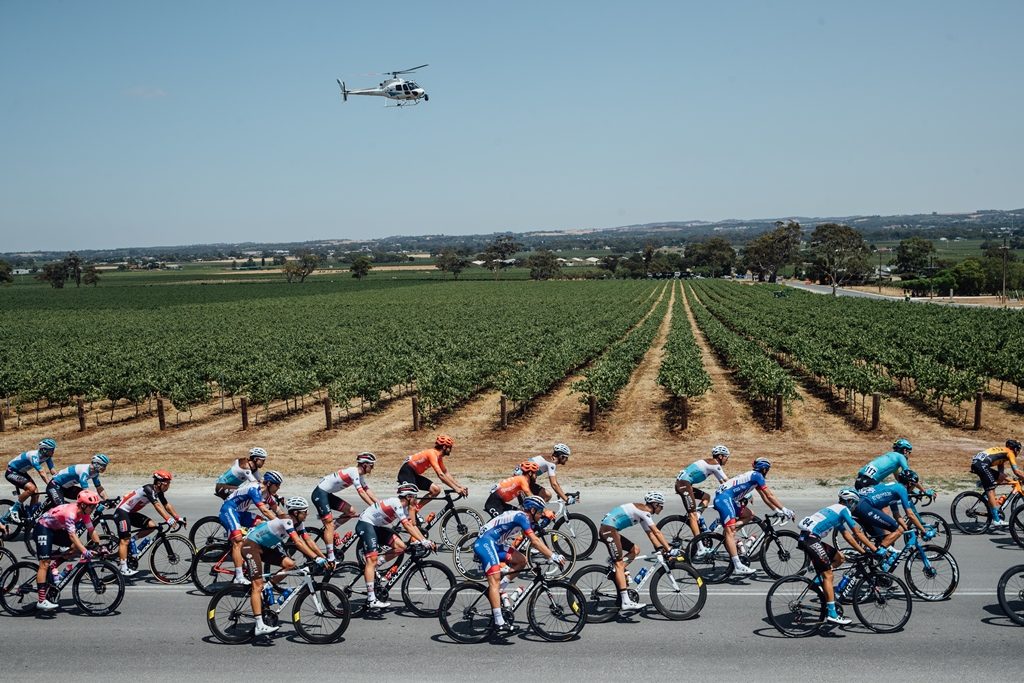 tour-down-under-2020-peloton